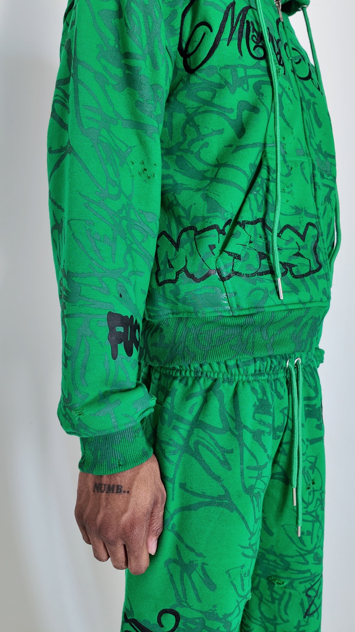 GRAFFITI HOODIE